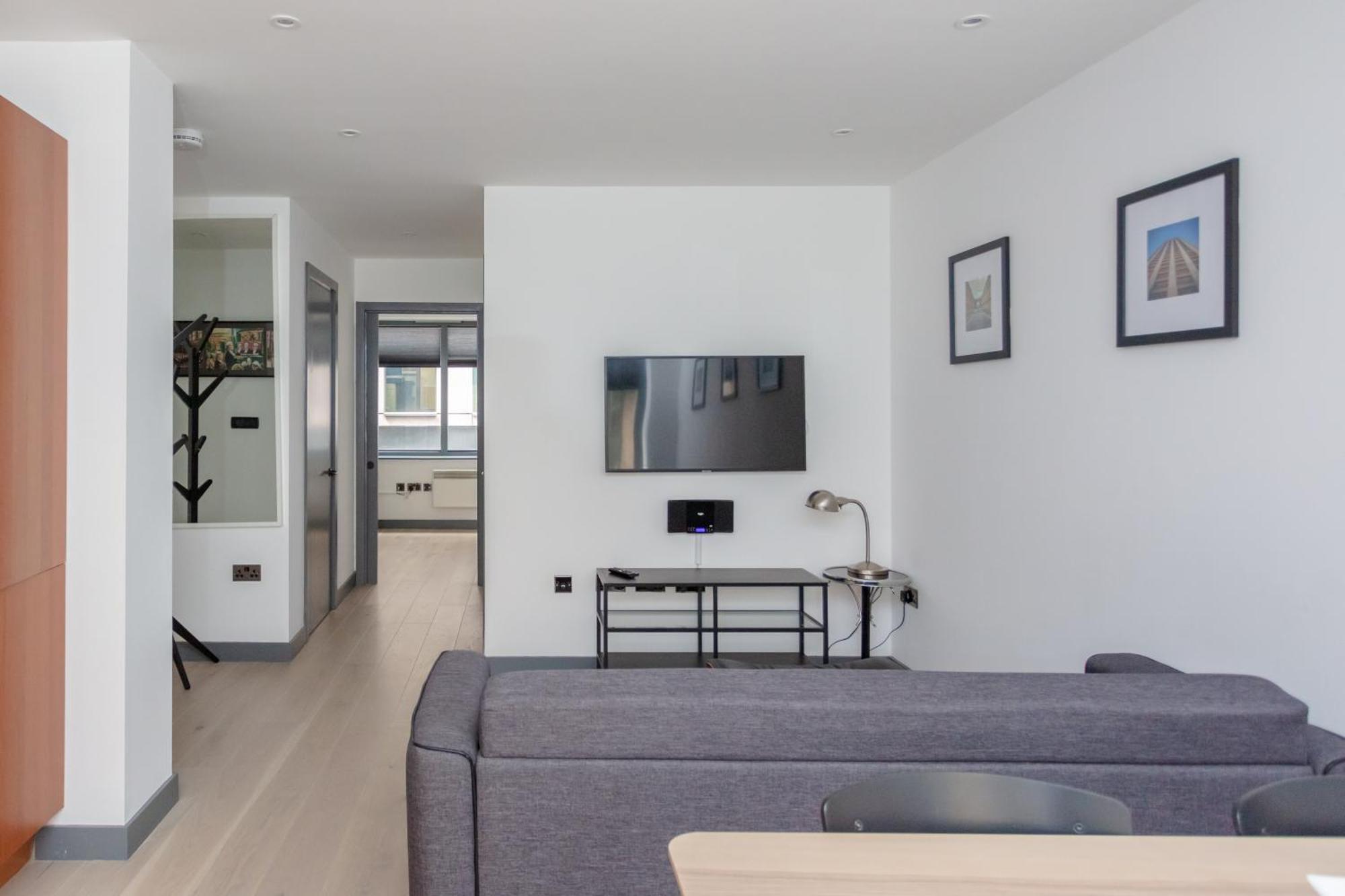 Stylish 1 Bedroom Apartment In Holborn In A Great Location Λονδίνο Εξωτερικό φωτογραφία