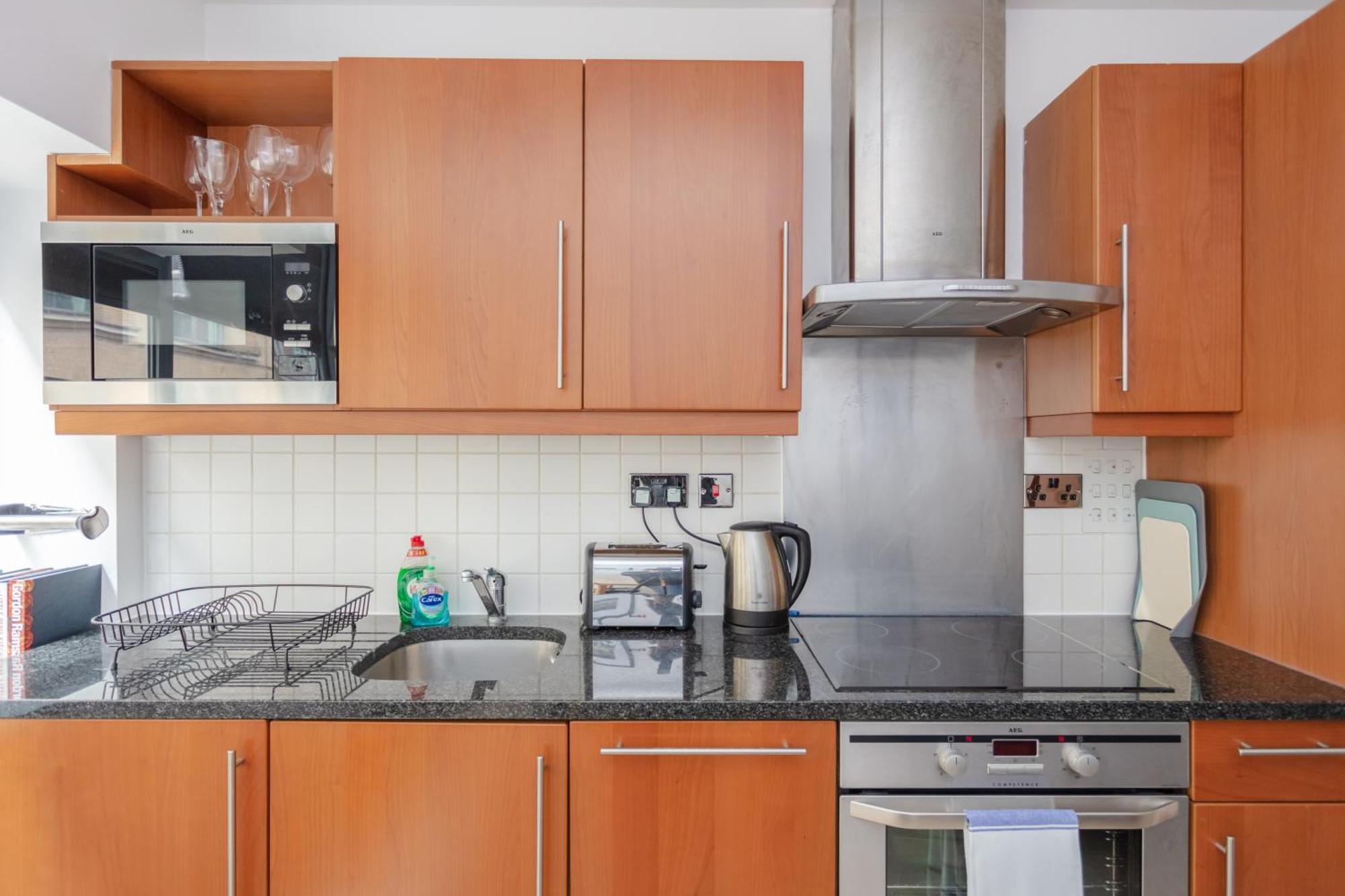 Stylish 1 Bedroom Apartment In Holborn In A Great Location Λονδίνο Εξωτερικό φωτογραφία
